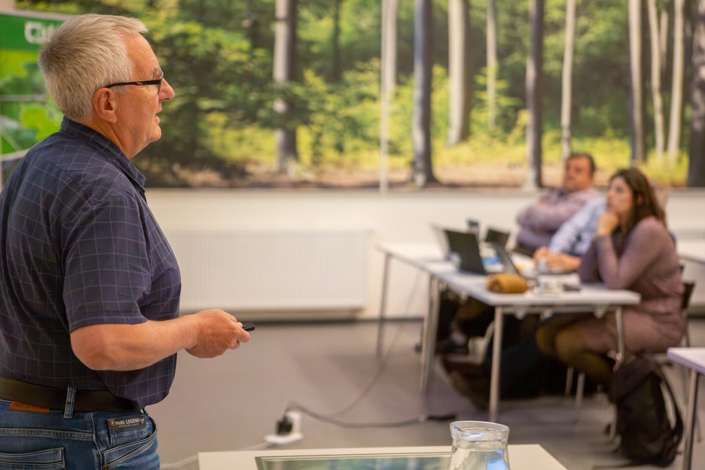 Thomas Wohlgemuth: The Role of Non-Native Trees in Europe’s Future Forests