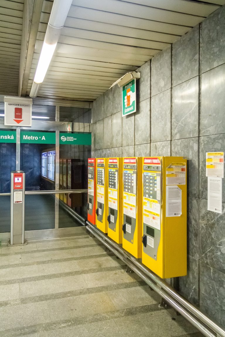 Photo gallery: Visiting FISC