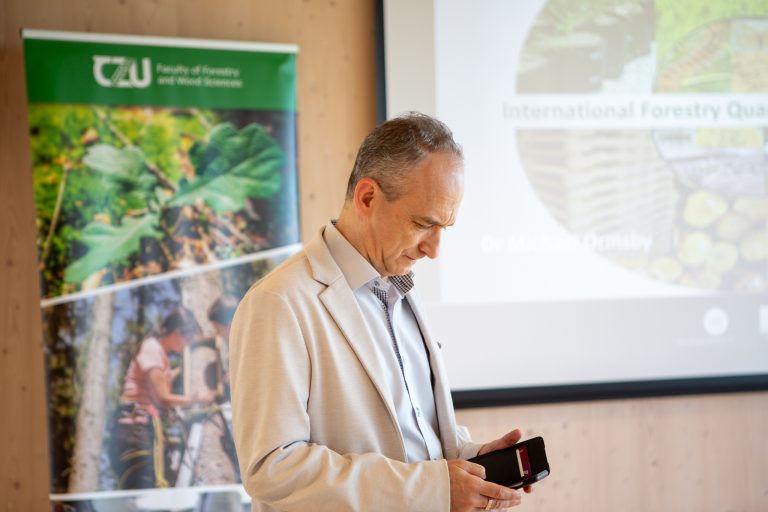 Photo gallery: IFQRG Meeting in pictures. A week of discussion and collaboration at FISC